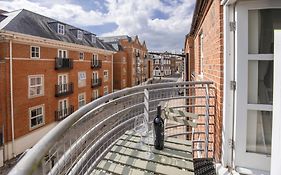 Riverside Retreat - City Centre York